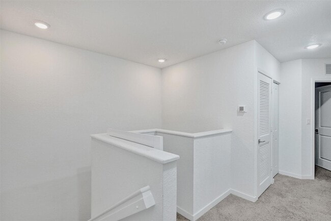 Building Photo - 1325 NW 208th Terrace