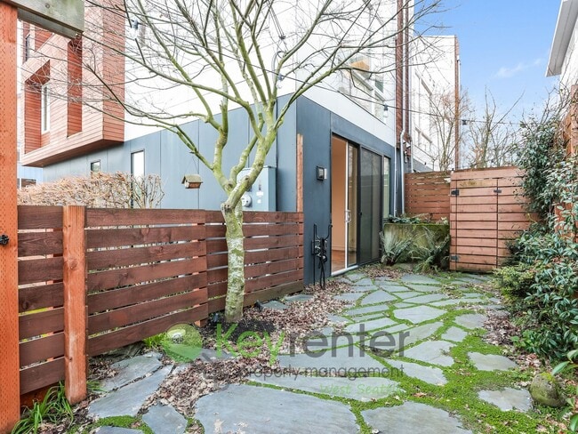 Building Photo - Ballard Area Home with Rooftop Deck, AC, and Parking