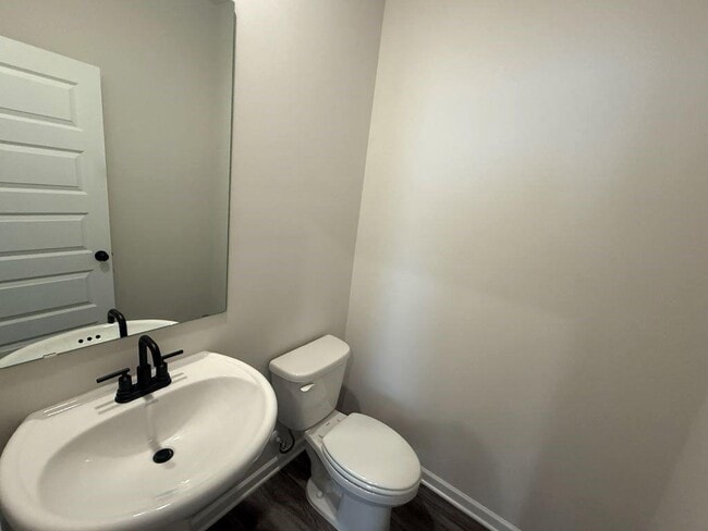 Building Photo - 2304 Grape Vine Wy