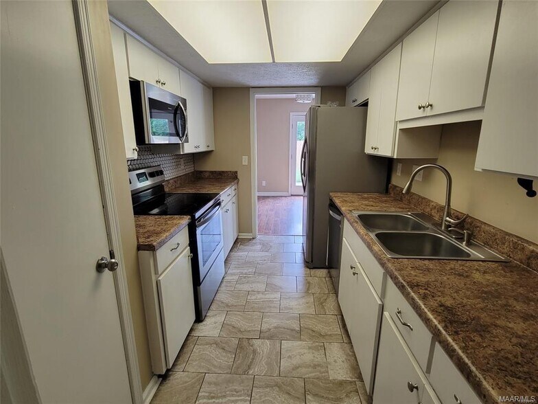 Building Photo - 5302 Rexford Ct