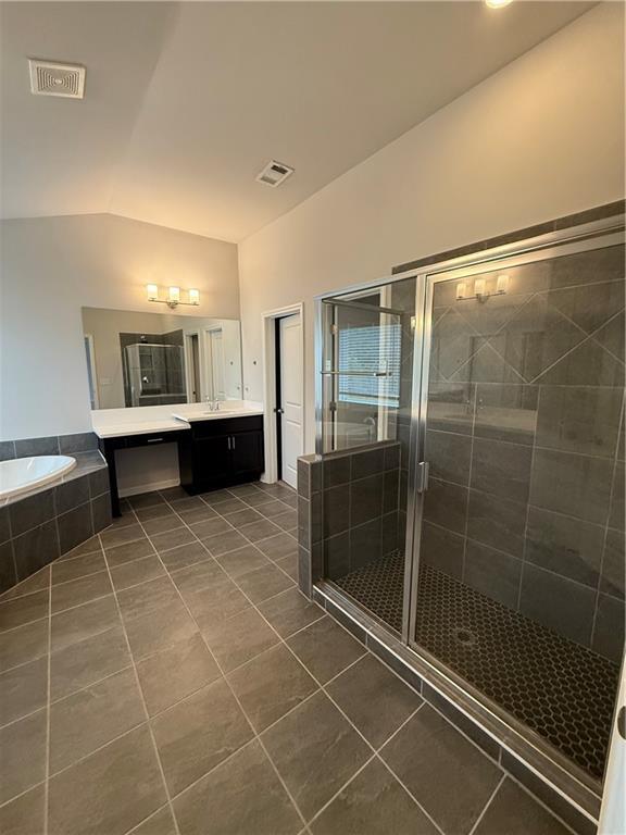 Building Photo - 4610 Sandy Creek Dr