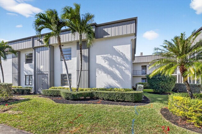 Building Photo - 450 Piedmont J