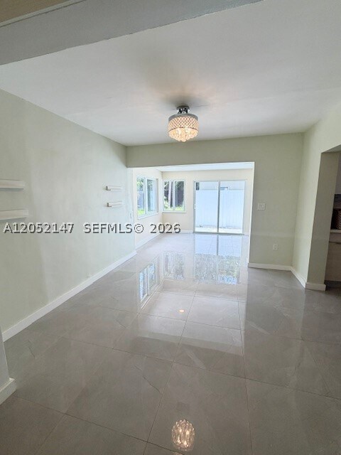Building Photo - 1330 Marseille Dr