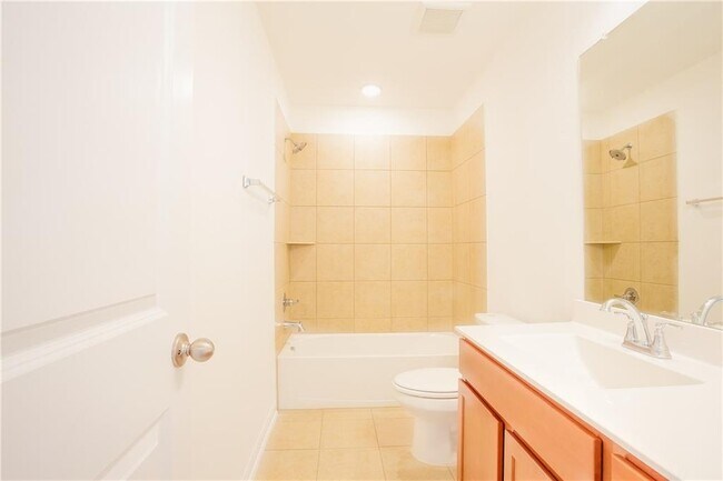 Building Photo - 112 Rebel Red Rd