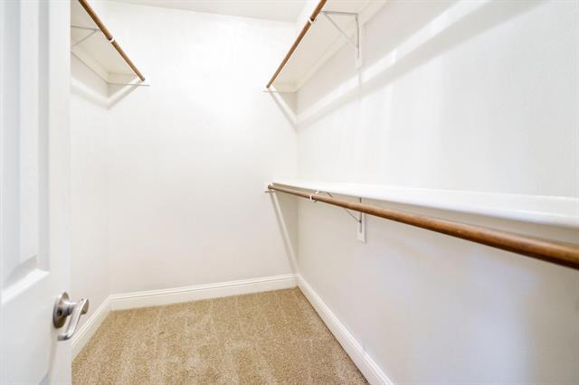 Building Photo - 5836 La Vista Dr