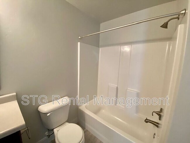 Building Photo - 3132 S Relic Ridge Dr