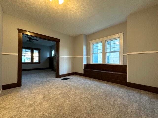 Building Photo - 309 Buckingham St