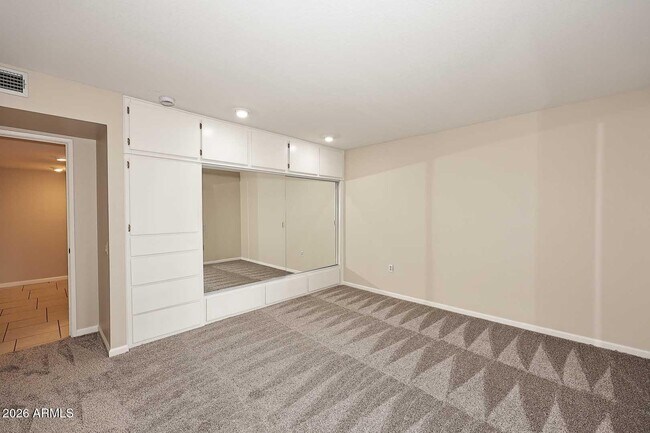 Building Photo - 14211 N Cameo Dr