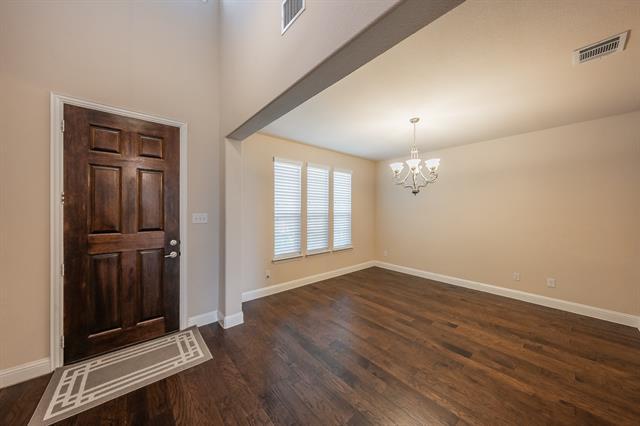 Building Photo - 15505 Bluffdale Dr