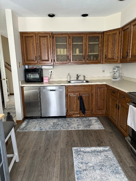 Building Photo - 23 Sprucebrook Trail