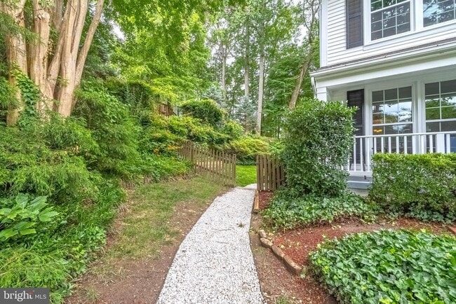 Building Photo - 3961 Stirrup Ct