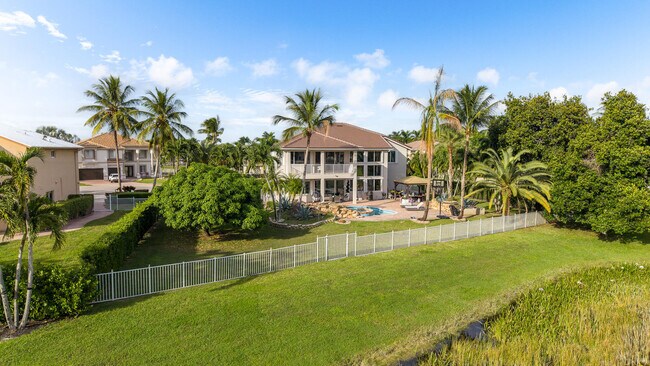 Building Photo - 11352 Regatta Ln