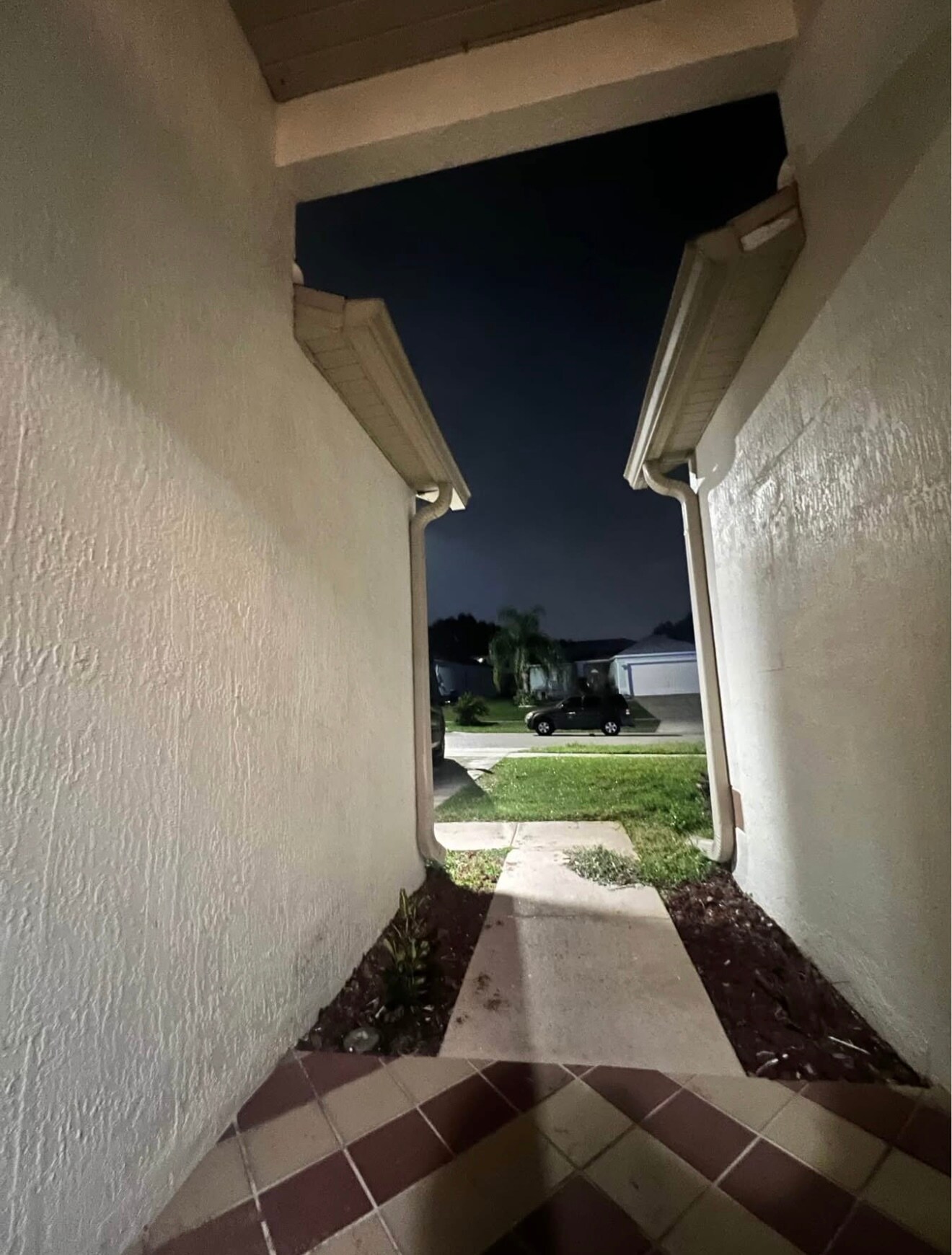 Building Photo - 15937 Wilkinson Dr