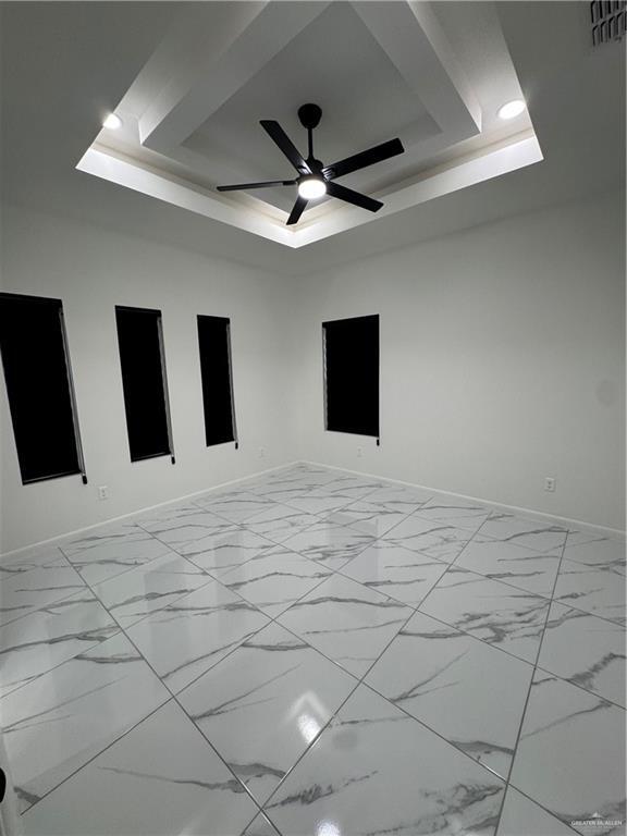 Building Photo - 15 Valle Vista St