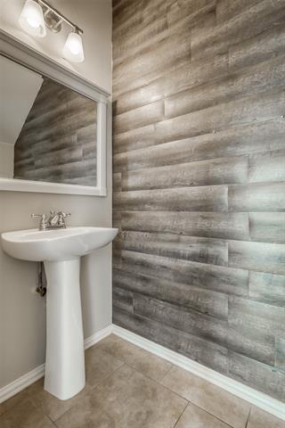 Building Photo - 3100 Crossridge Dr