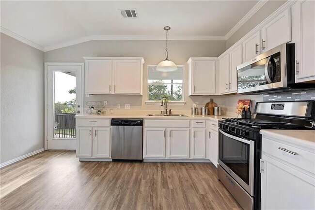 Building Photo - 15217 Valerian Tea Dr