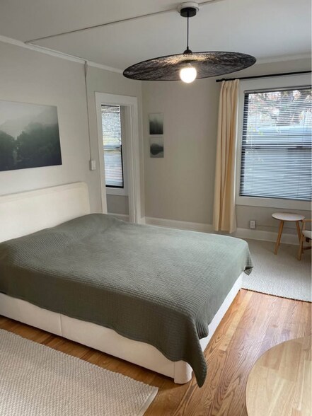 Building Photo - 1635 NW 25th Ave