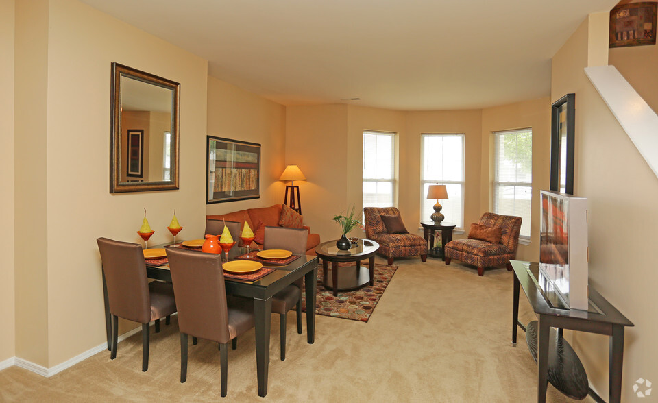 Interior Photo - Kinwood Apartments