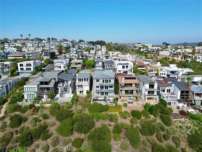 Building Photo - 865 Quivera St