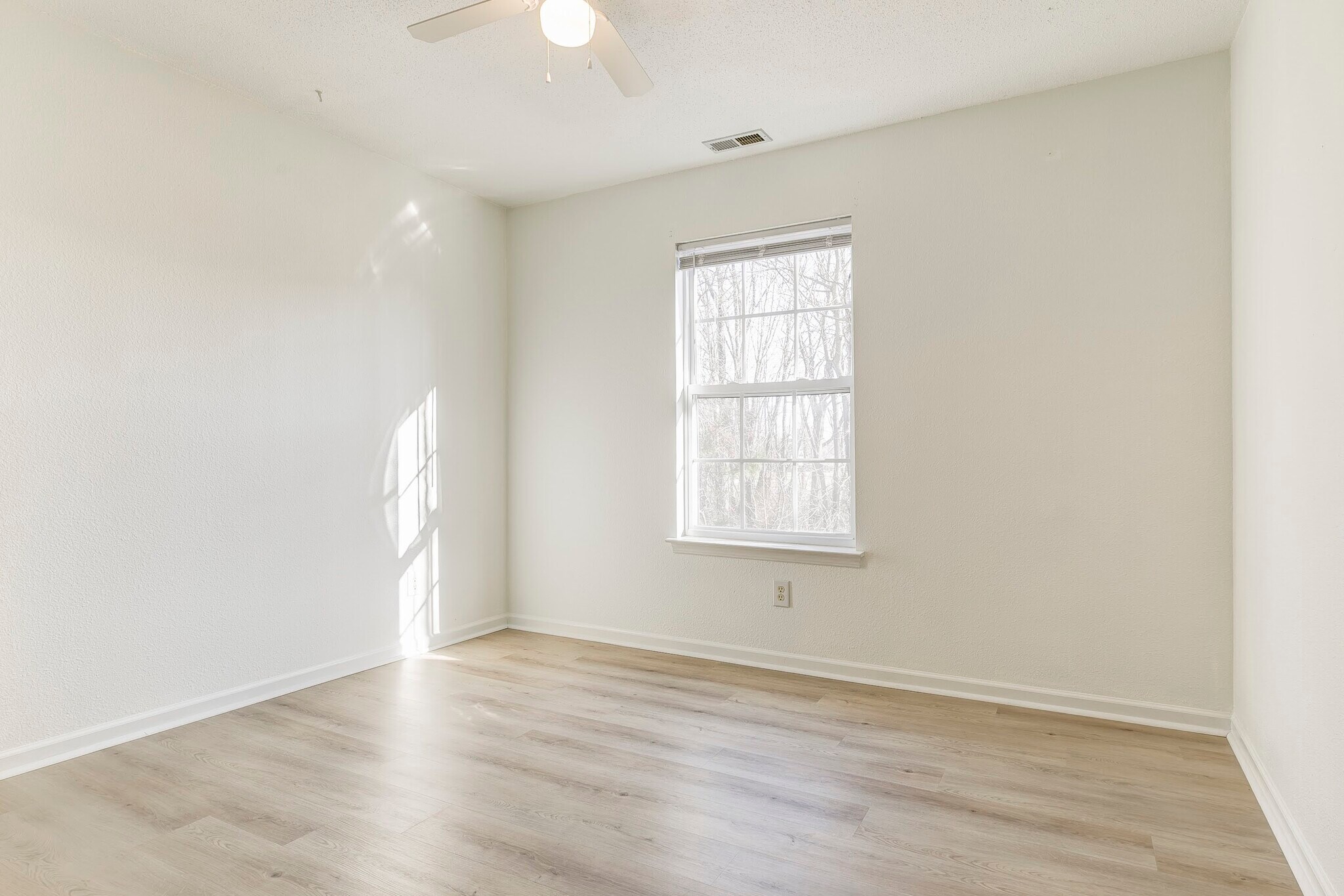 Building Photo - 348 Atherton Dr