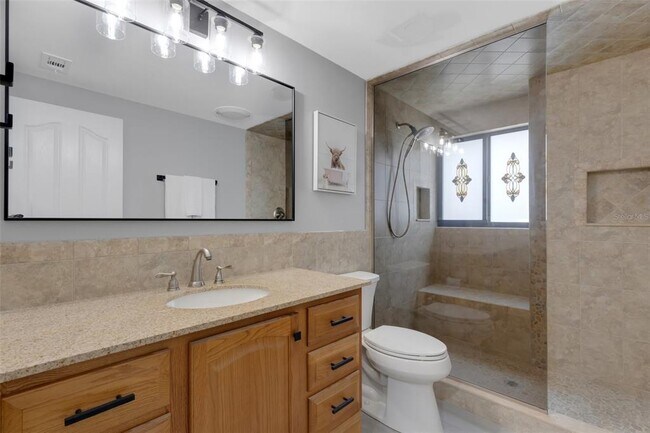 Building Photo - 4645 Hunter Ridge Dr