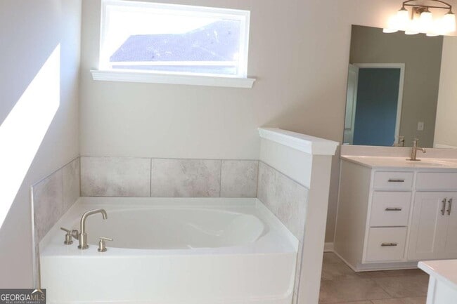 Building Photo - 4376 Waxwing St