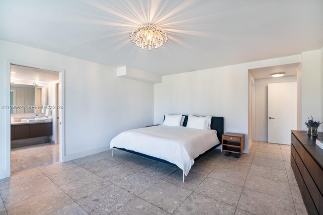 Building Photo - 1201 20th St