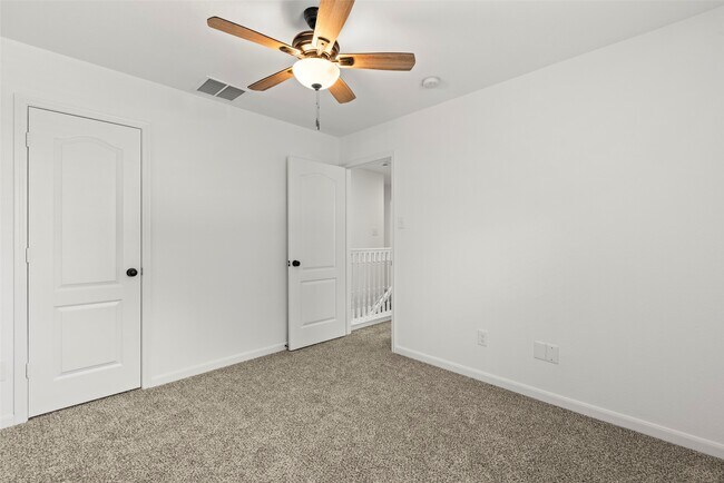 Building Photo - 6519 Bluestone Springs Ln