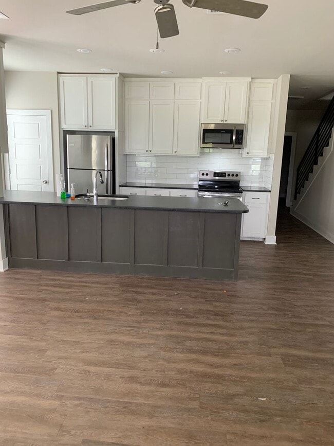 Building Photo - South Fayetteville Patio Home!!