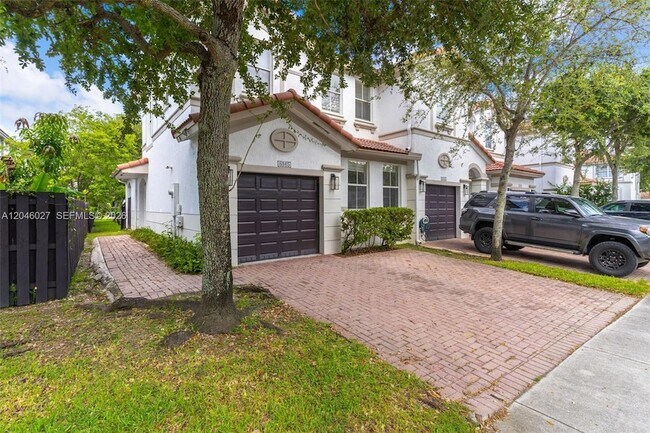 Building Photo - 8165 NW 108th Ave
