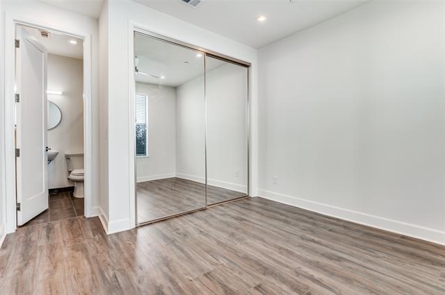 Building Photo - 1813 Park Ave