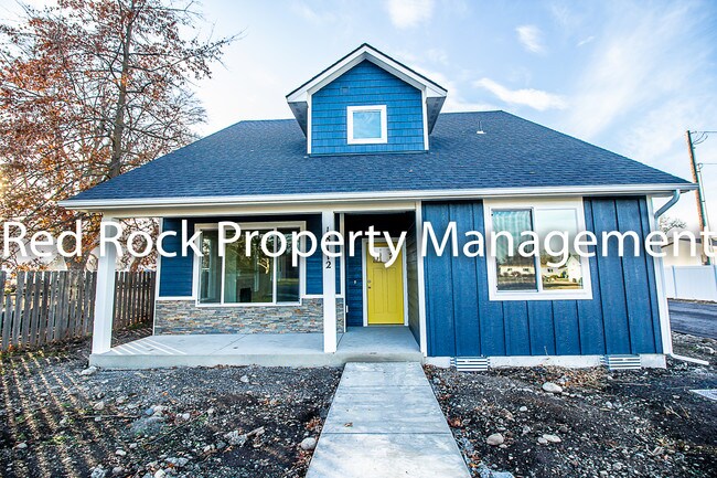 Building Photo - 18112 E Riverway Ave