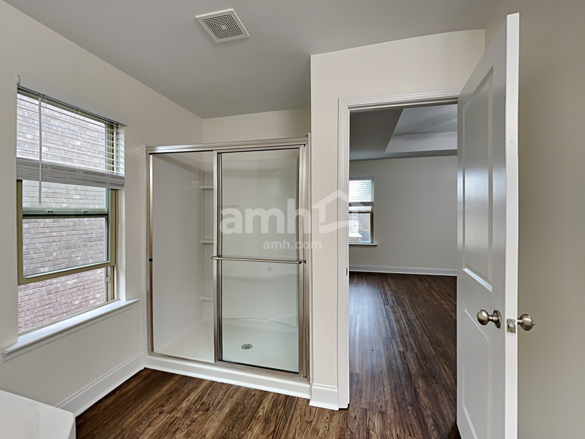 Building Photo - 2615 Beal St