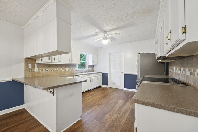 Building Photo - 3841 Williford St