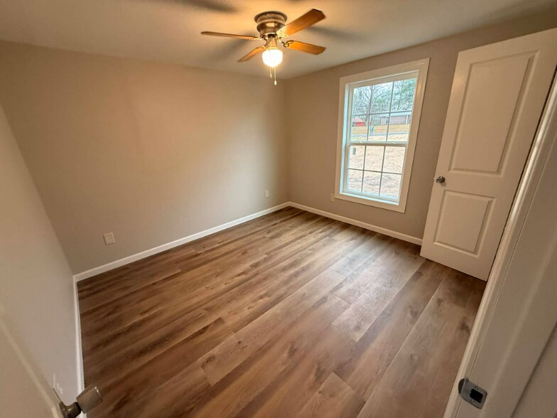 Building Photo - 4455 Friendship Rd