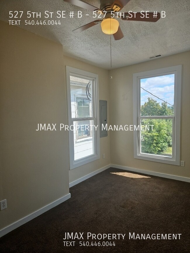 Building Photo - This property has a no security deposit op...