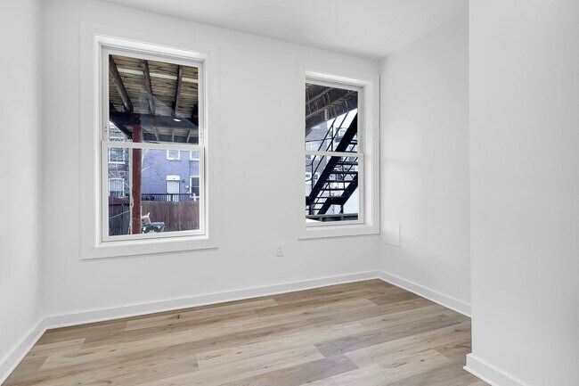 Building Photo - 1712 3rd St NW