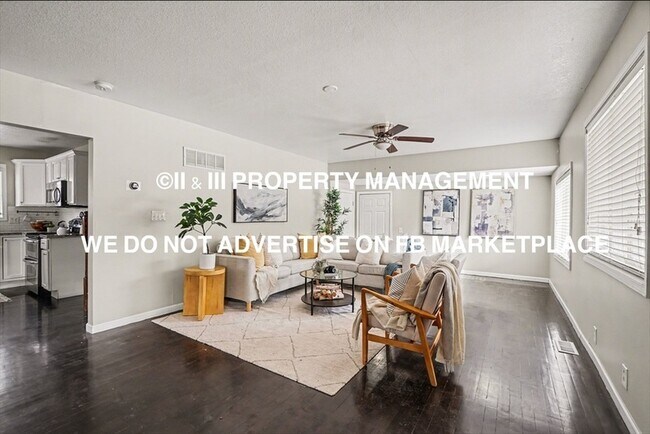 Building Photo - 2900 E Red Bridge Rd