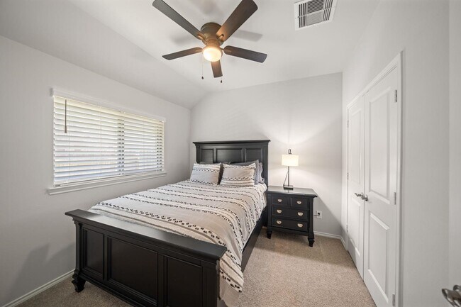 Building Photo - 752 Washita Fls Ln