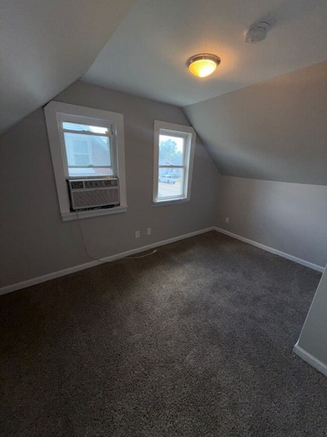 Building Photo - 1108 Bellemeade Ave
