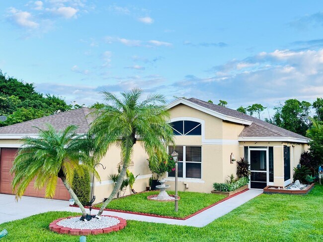 Primary Photo - 6817 Barnwell Dr