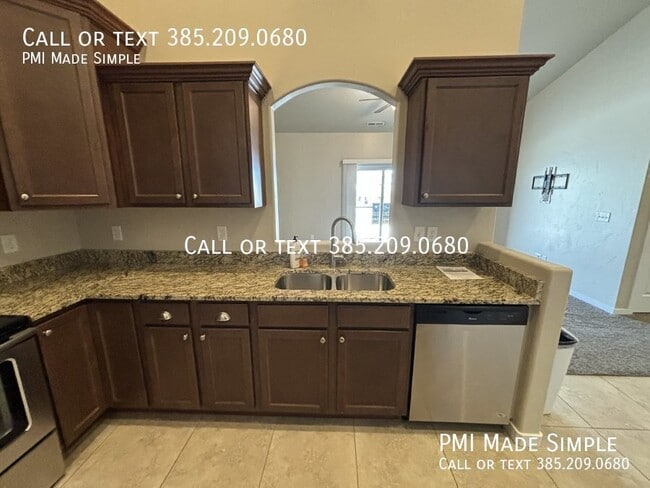 Building Photo - 157 Jordan Ridge Boulevard