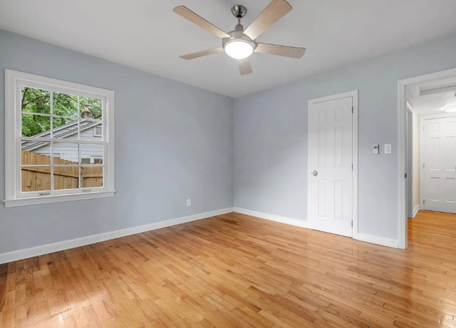 Building Photo - 1310 E 7th Ave