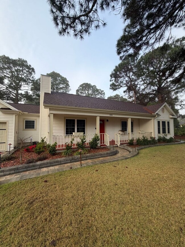 Building Photo - The BEST location there is-- Newly Renovated 3 bedroom home!