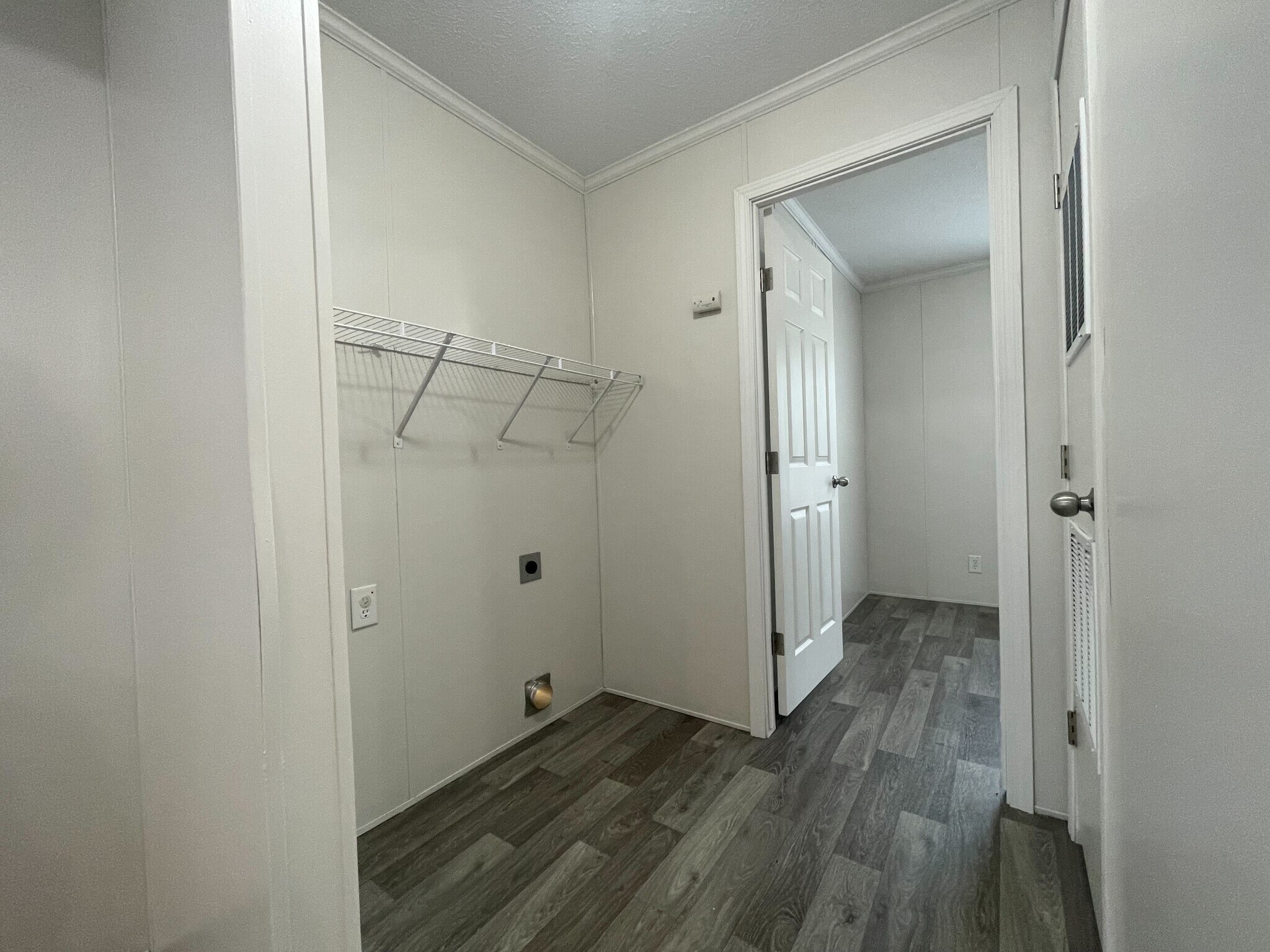 Building Photo - 38171 Ducharme Dr