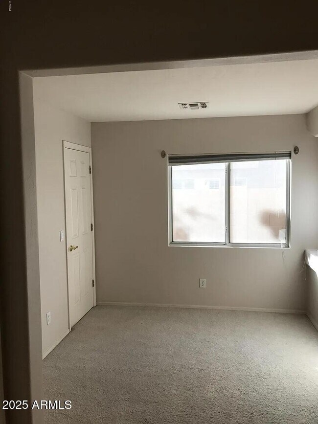Building Photo - 6406 W El Cortez Pl