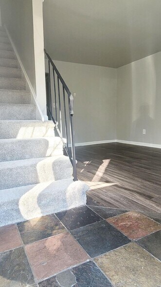 Building Photo - 2742 Goolsby Ave