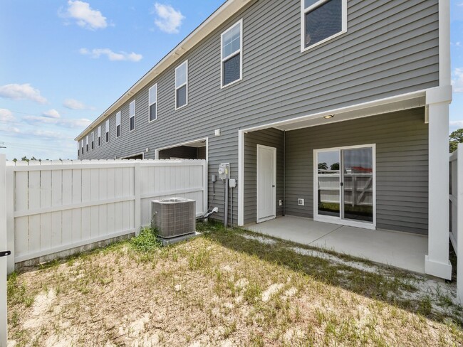 Building Photo - 610 Jacks Xing Dr