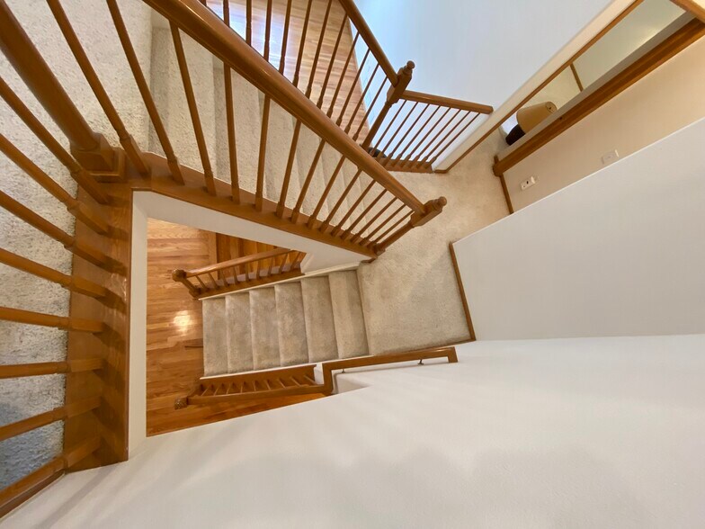 Building Photo - 4794 S Cathay Ct