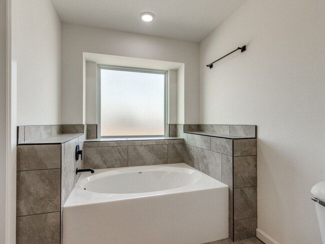 Building Photo - Beautiful New Home!